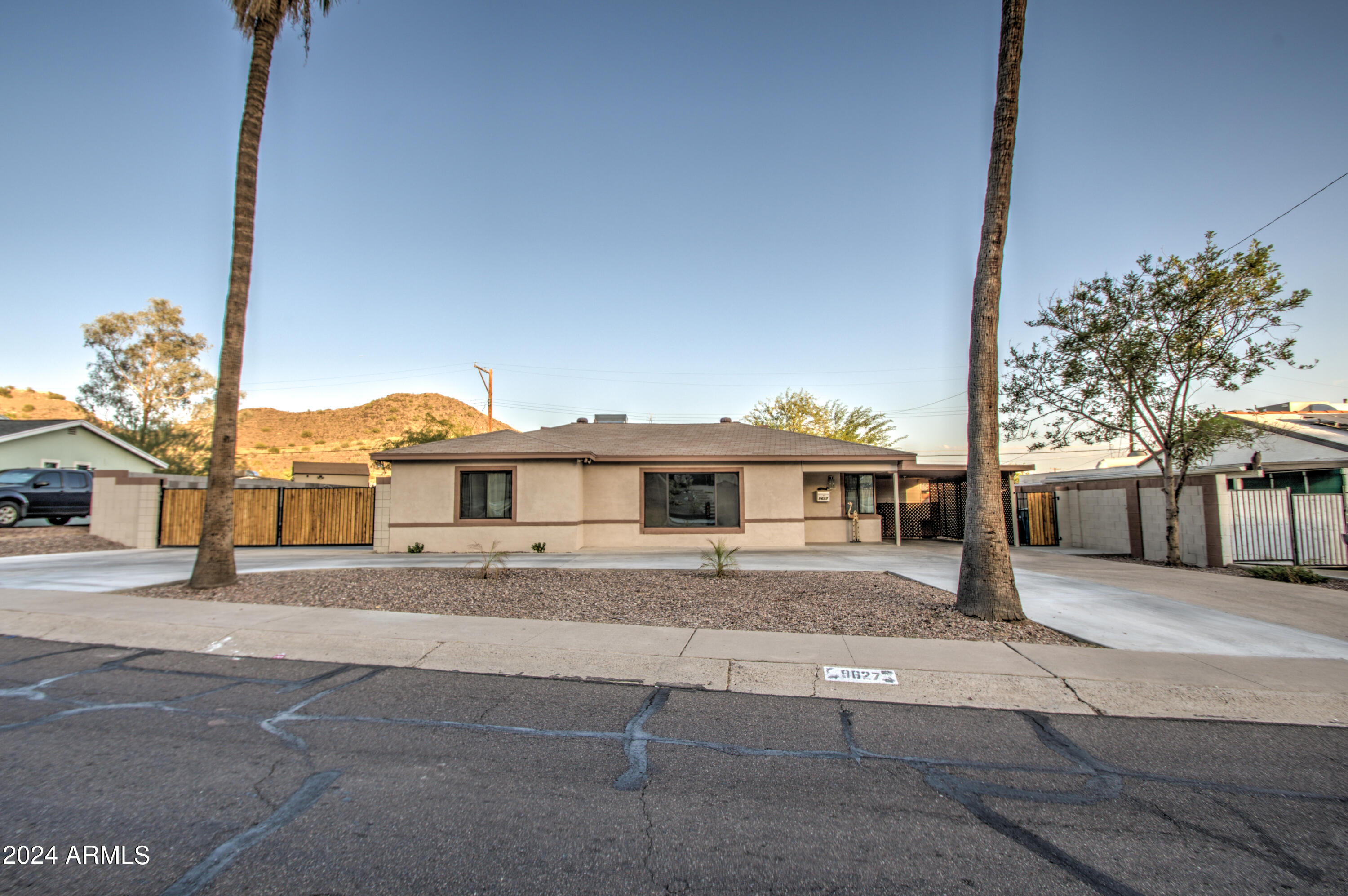 9627 North 7th Avenue Phoenix, AZ 85021 - Photo 1 of 32 Front 1