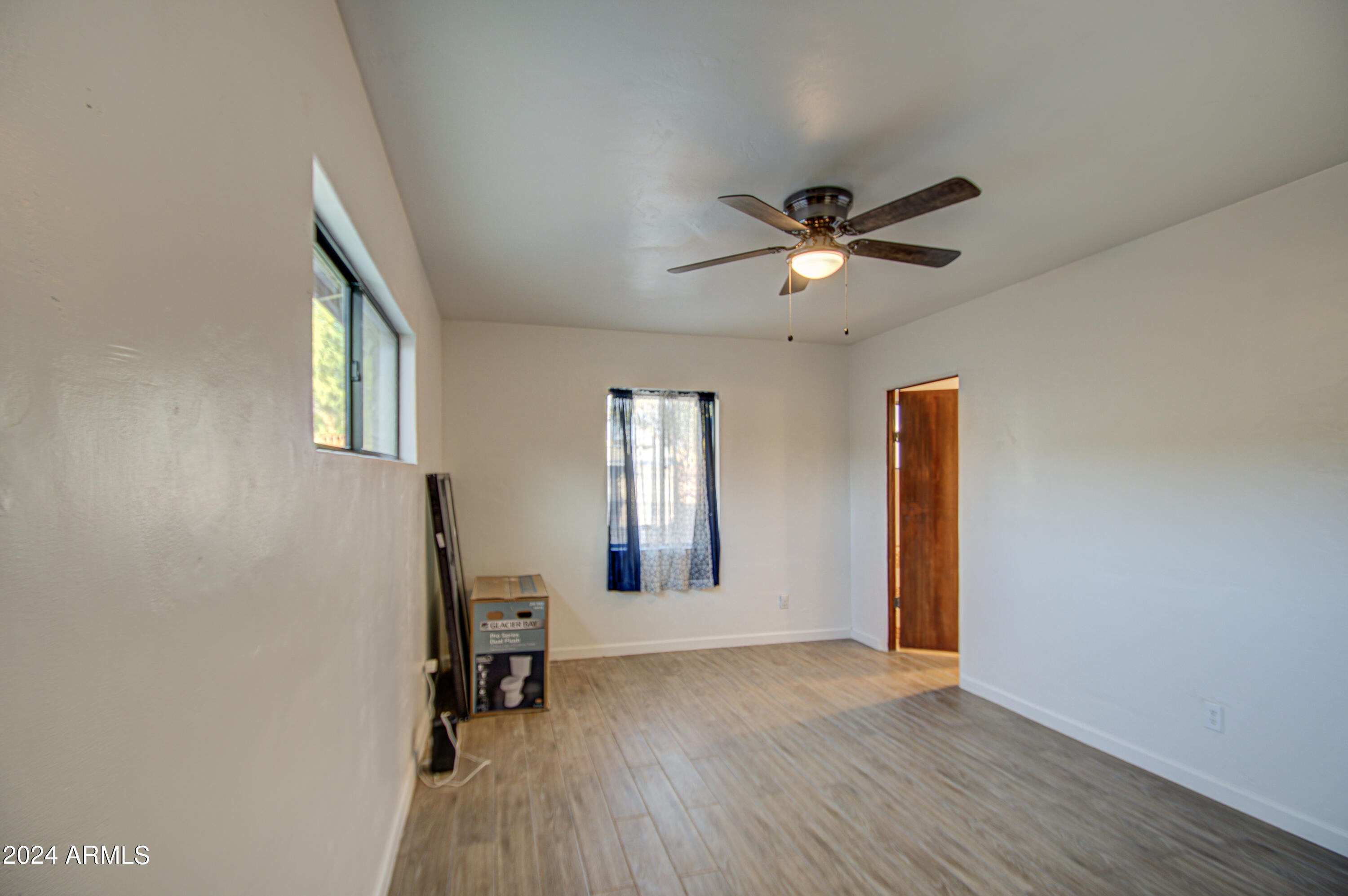 9627 North 7th Avenue Phoenix, AZ 85021 - Photo 17 of 32 Primary Bed 2