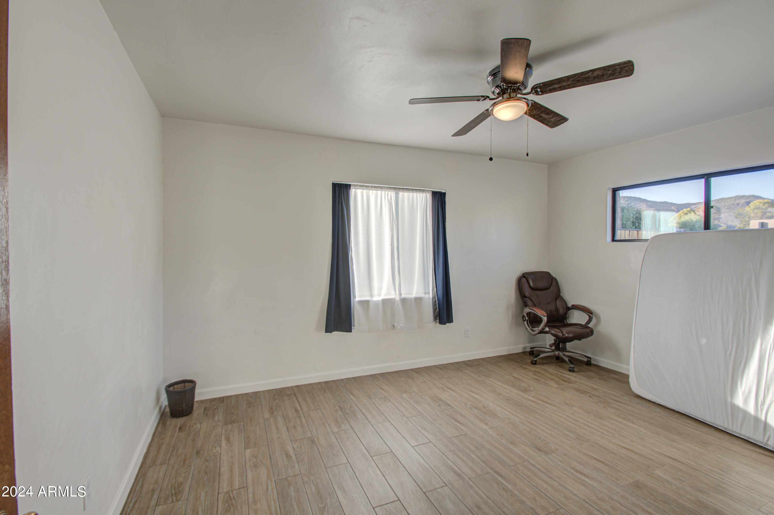 9627 North 7th Avenue Phoenix, AZ 85021 - Photo 23 of 32 Bedroom 2-pic 1