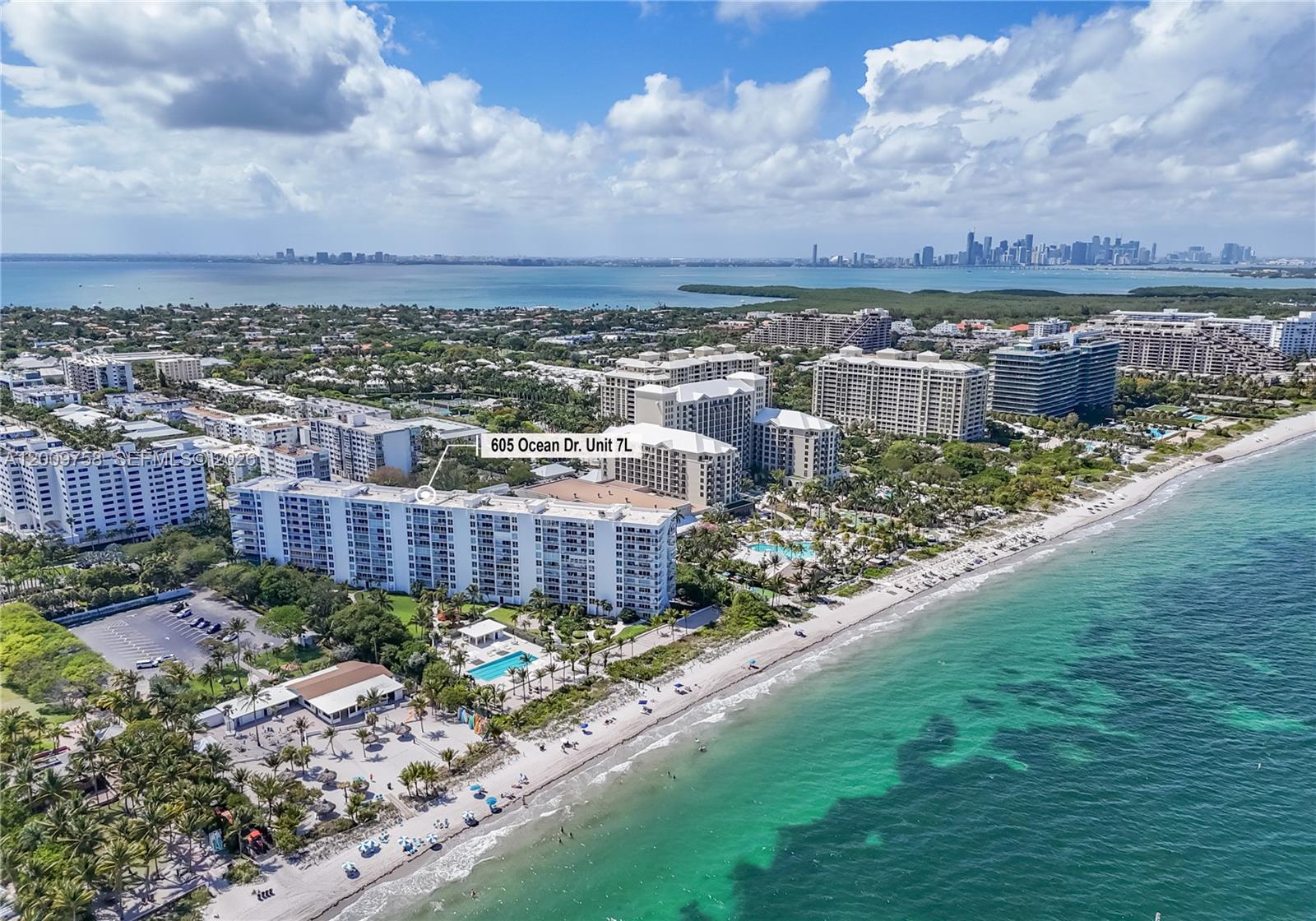 605 Ocean Drive, Unit 7L Key Biscayne, FL 33149 - Photo 31 of 38 a view of a city