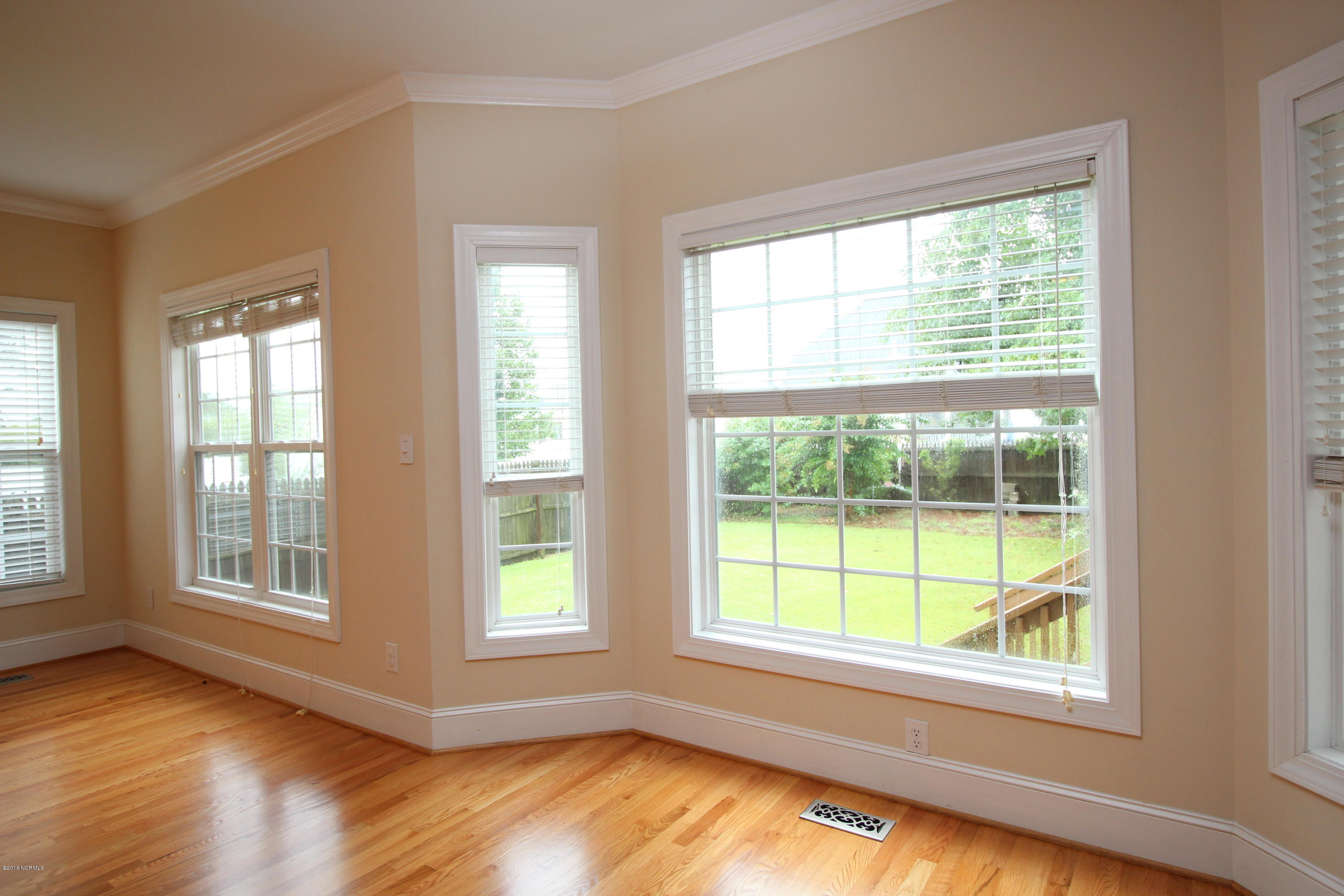 689 Tabard Road Winterville, NC 28590 - Photo 12 of 46 12