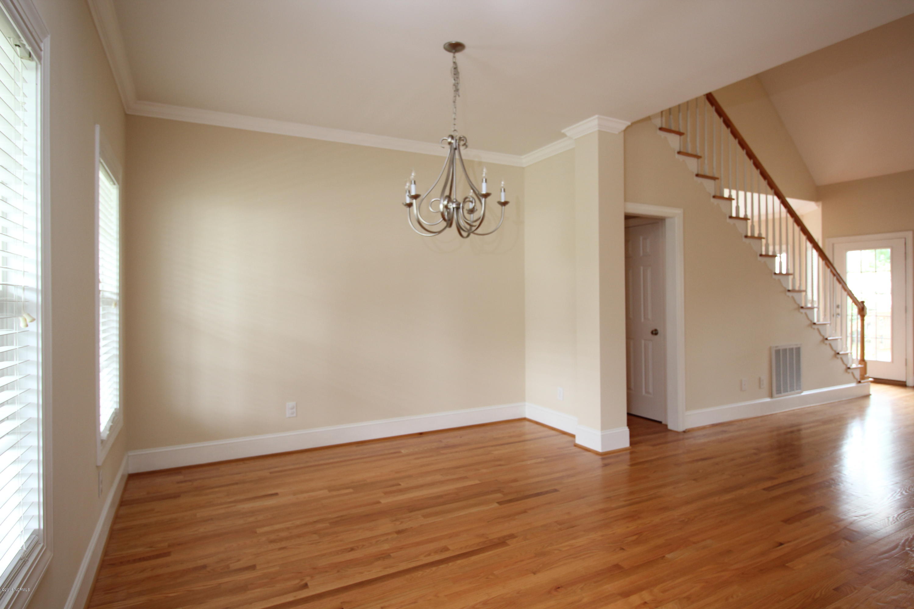 689 Tabard Road Winterville, NC 28590 - Photo 4 of 46 4