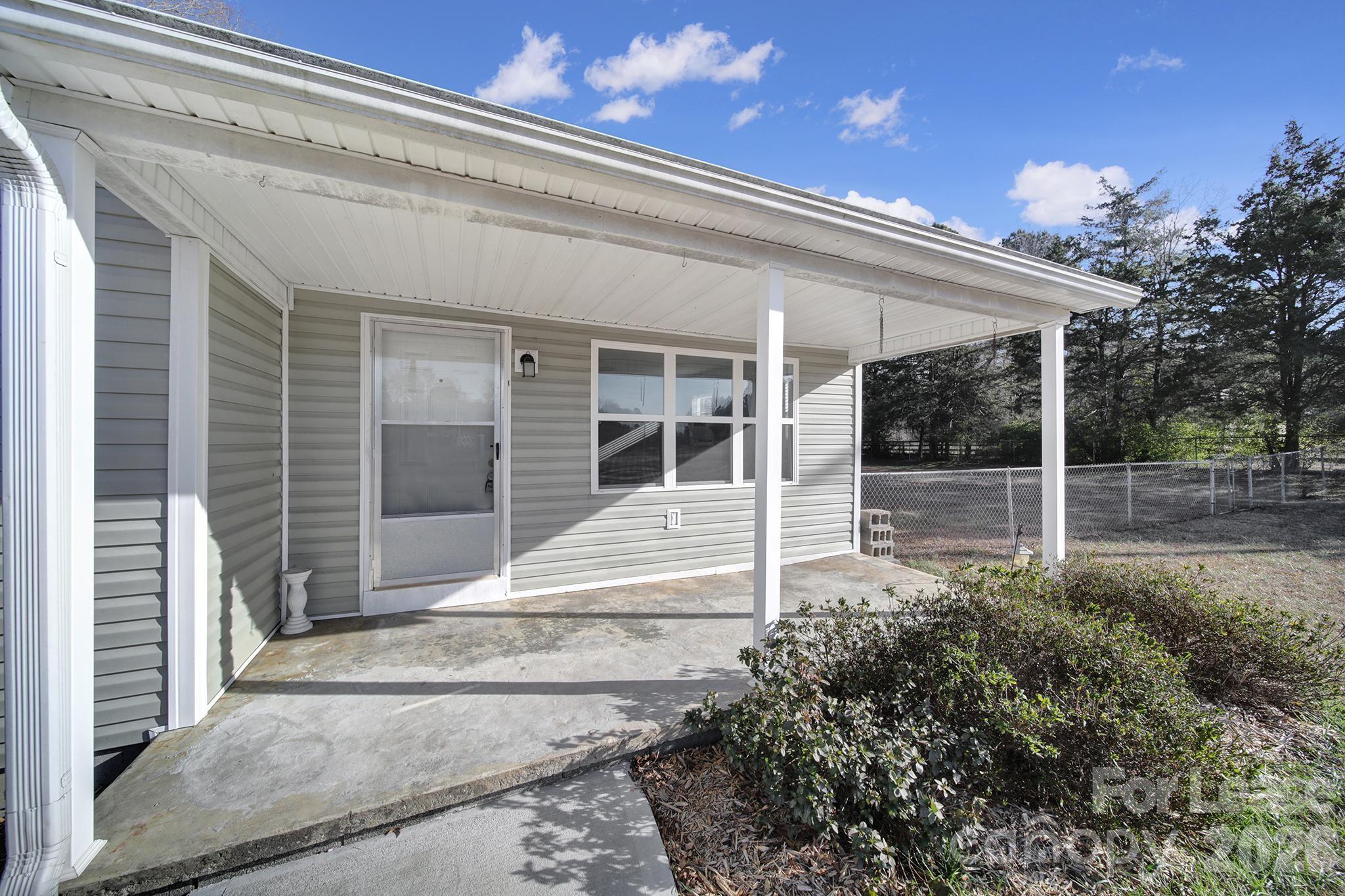 1073 Rocky River Road Lancaster, SC 29720 - Photo 4 of 20