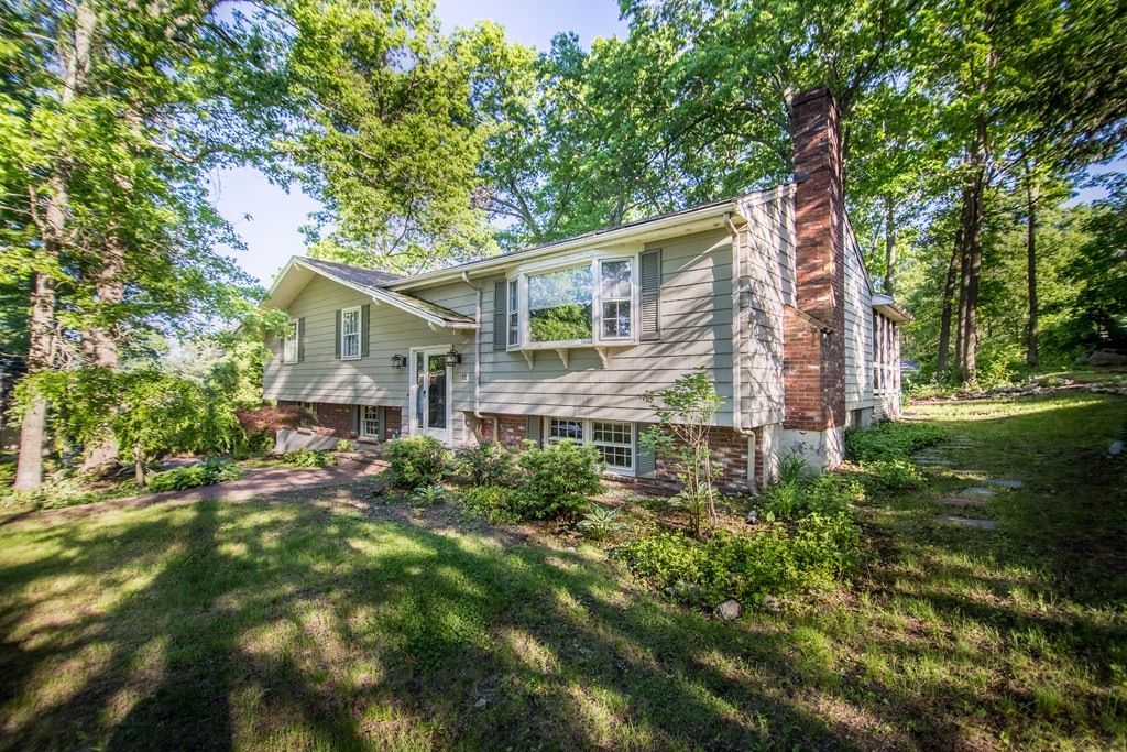 15 Bradley Road Andover, MA 01810 - Photo 1 of 21 Gallery Image 1