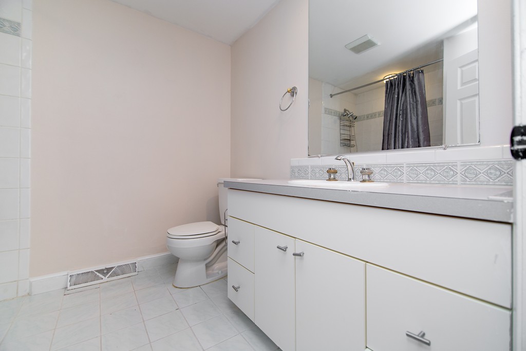 15 Bradley Road Andover, MA 01810 - Photo 14 of 21 Gallery Image 14