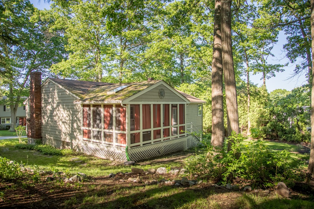 15 Bradley Road Andover, MA 01810 - Photo 2 of 21 Gallery Image 2