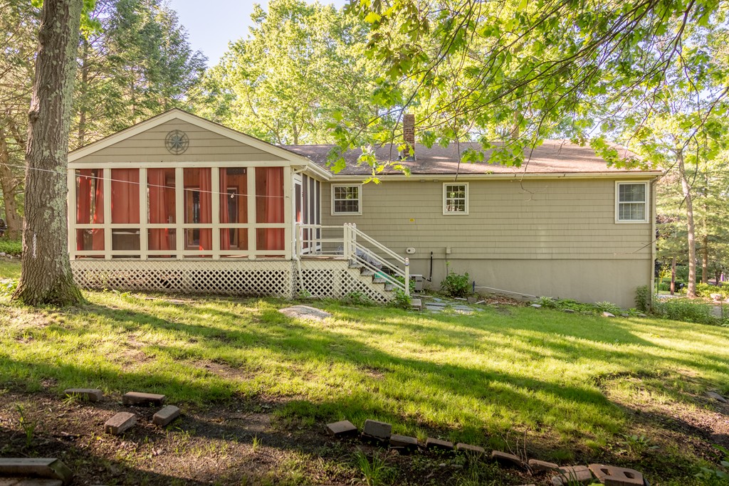 15 Bradley Road Andover, MA 01810 - Photo 3 of 21 Gallery Image 3