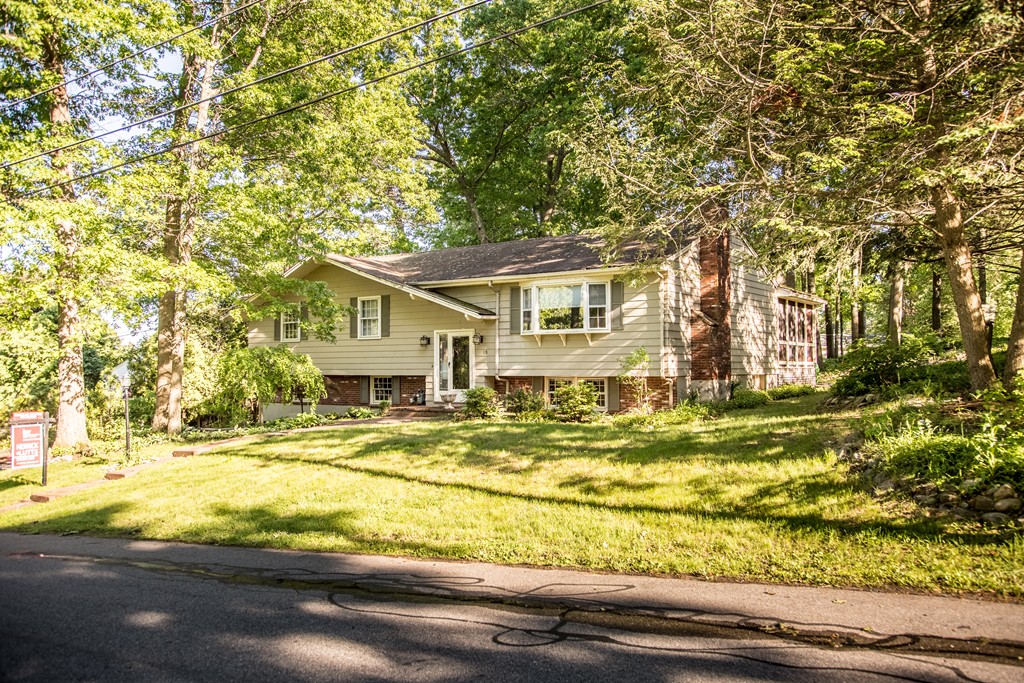 15 Bradley Road Andover, MA 01810 - Photo 7 of 21 Gallery Image 7