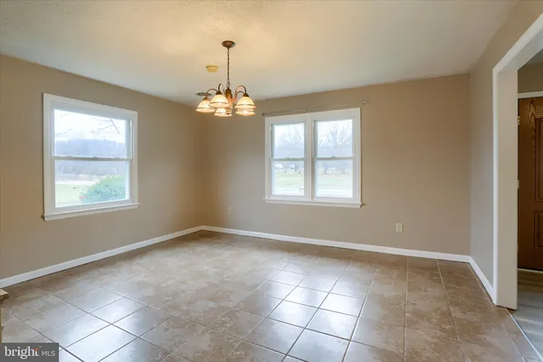 $229,900 | 1548 Highway 204, Selinsgrove, PA 17870