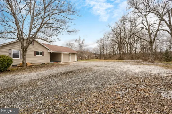 $229,900 | 1548 Highway 204, Selinsgrove, PA 17870