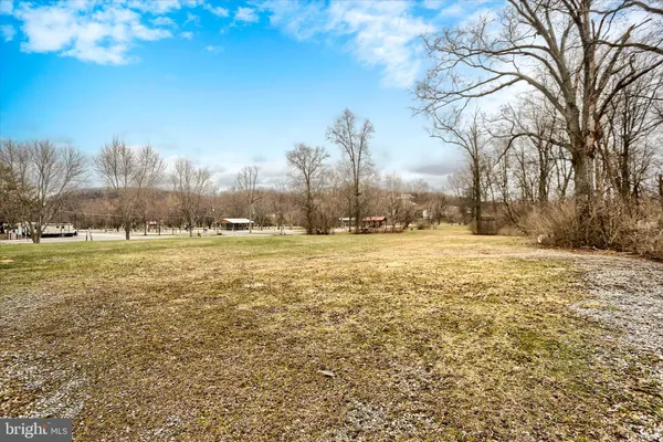 $229,900 | 1548 Highway 204, Selinsgrove, PA 17870