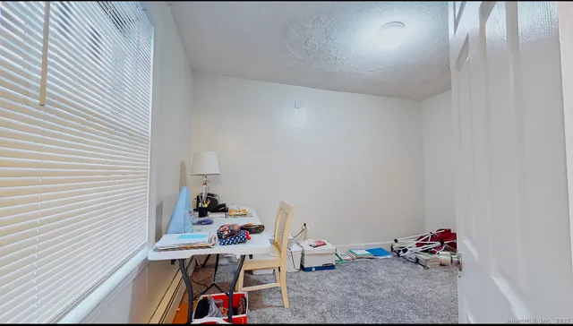 $1,350 | 666 Main Street, Unit C2, Middletown, CT 06457