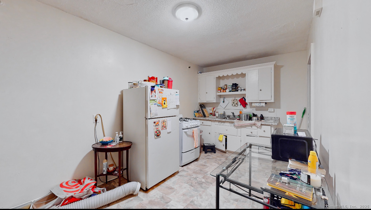 666 Main Street, Unit C2 Middletown, CT 06457 - Photo 4 of 7