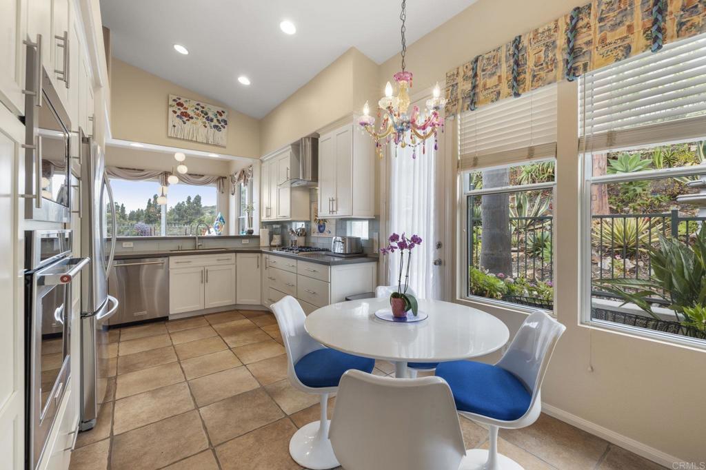 7073 Tatler Road Carlsbad, CA 92011 - Photo 10 of 24