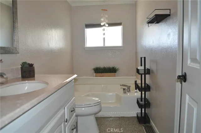 $199,000 | 15181 Van Buren, Unit 90, Riverside, CA 92504