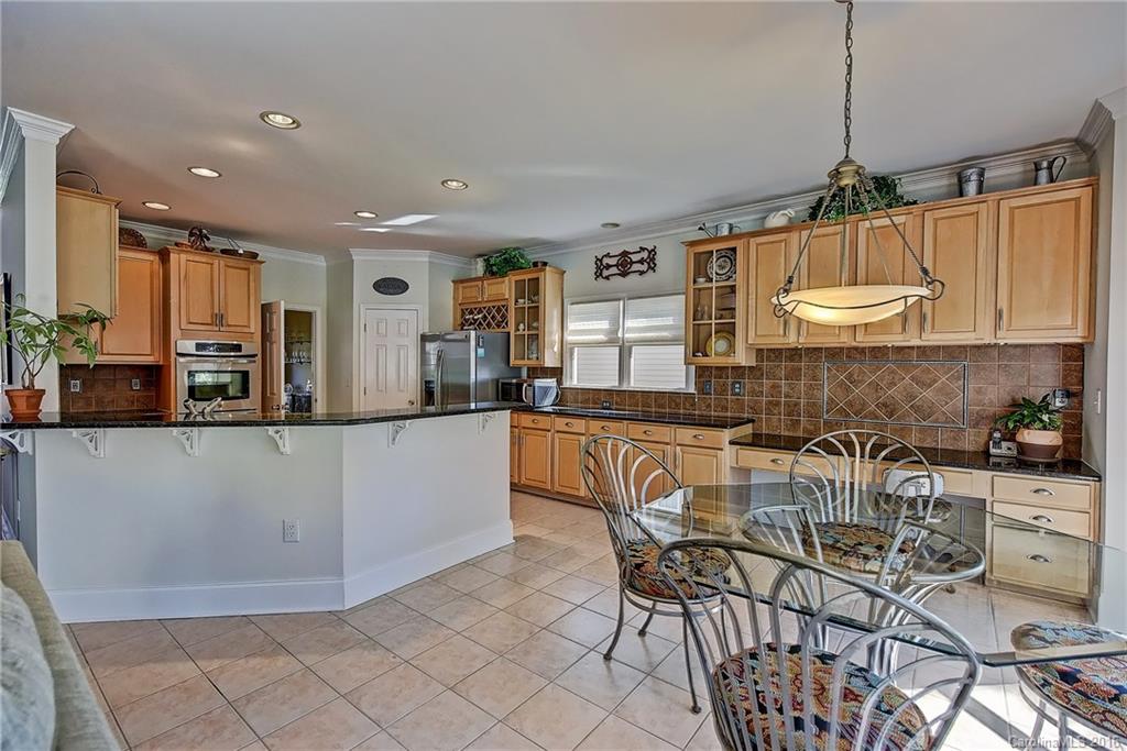12016 Farnborough Road Huntersville, NC 28078 - Photo 8 of 24 Gallery Image 8
