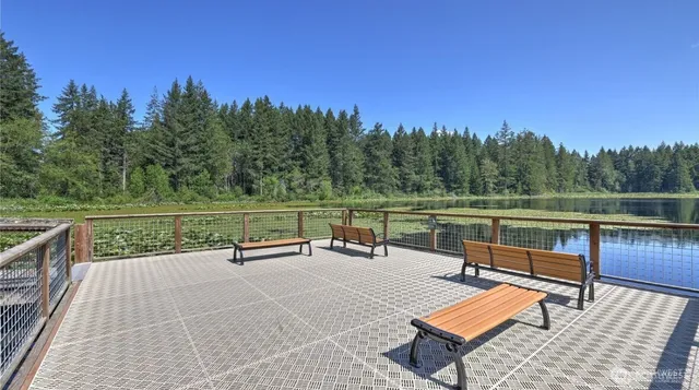 $2,900 | 25025 Southeast Klahanie Boulevard, Unit K102, Issaquah, WA 98029