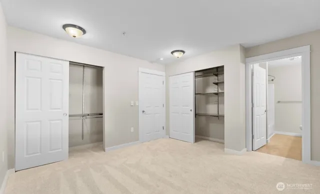 $2,900 | 25025 Southeast Klahanie Boulevard, Unit K102, Issaquah, WA 98029