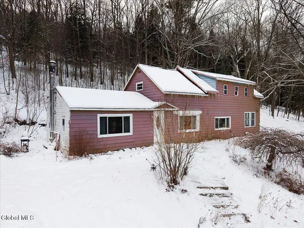 $135,000 | 367 Jones Hollow Road, Petersburgh, NY 12138