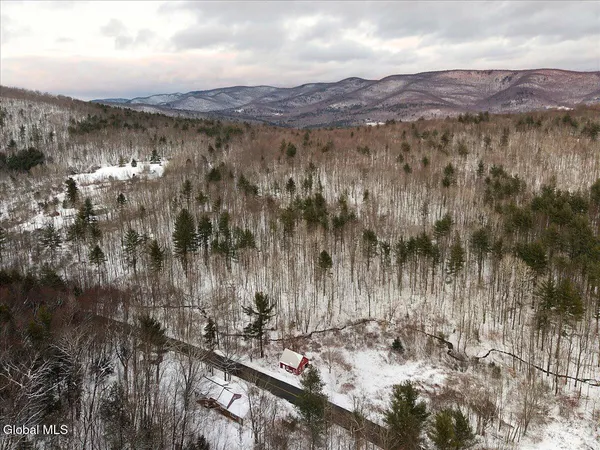 $135,000 | 367 Jones Hollow Road, Petersburgh, NY 12138