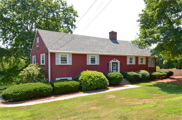 6 Sleepy Hollow Road Topsfield, MA 01983 - Photo 1 of 23 Gallery Image 1