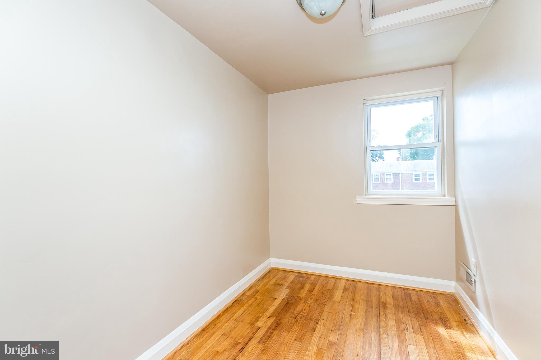 229 Riverthorn Road Middle River, MD 21220 - Photo 14 of 25 Bedroom 3