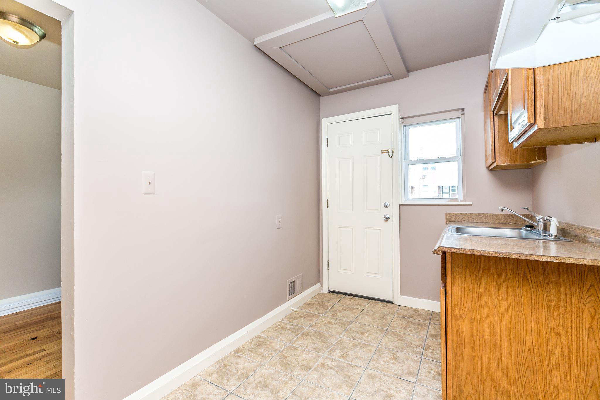 229 Riverthorn Road Middle River, MD 21220 - Photo 9 of 25 Kitchen