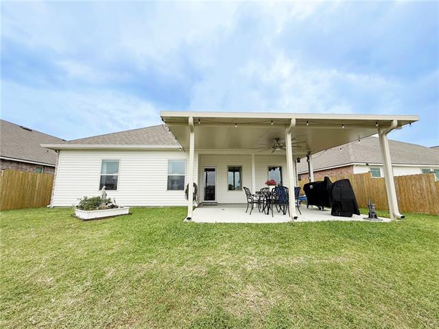 1470 Banks View Street Slidell, LA 70461 - Photo 2 of 31