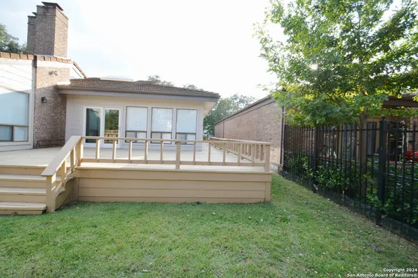 a view of house and outdoor space