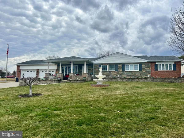 $550,000 | 101 Shubrook Lane, Aston, PA 19014