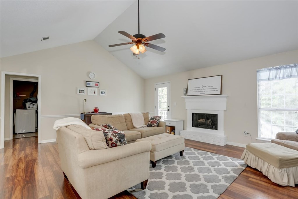 619 Ridgefield Drive North Augusta, SC 29841 - Photo 7 of 32 Gallery Image 7