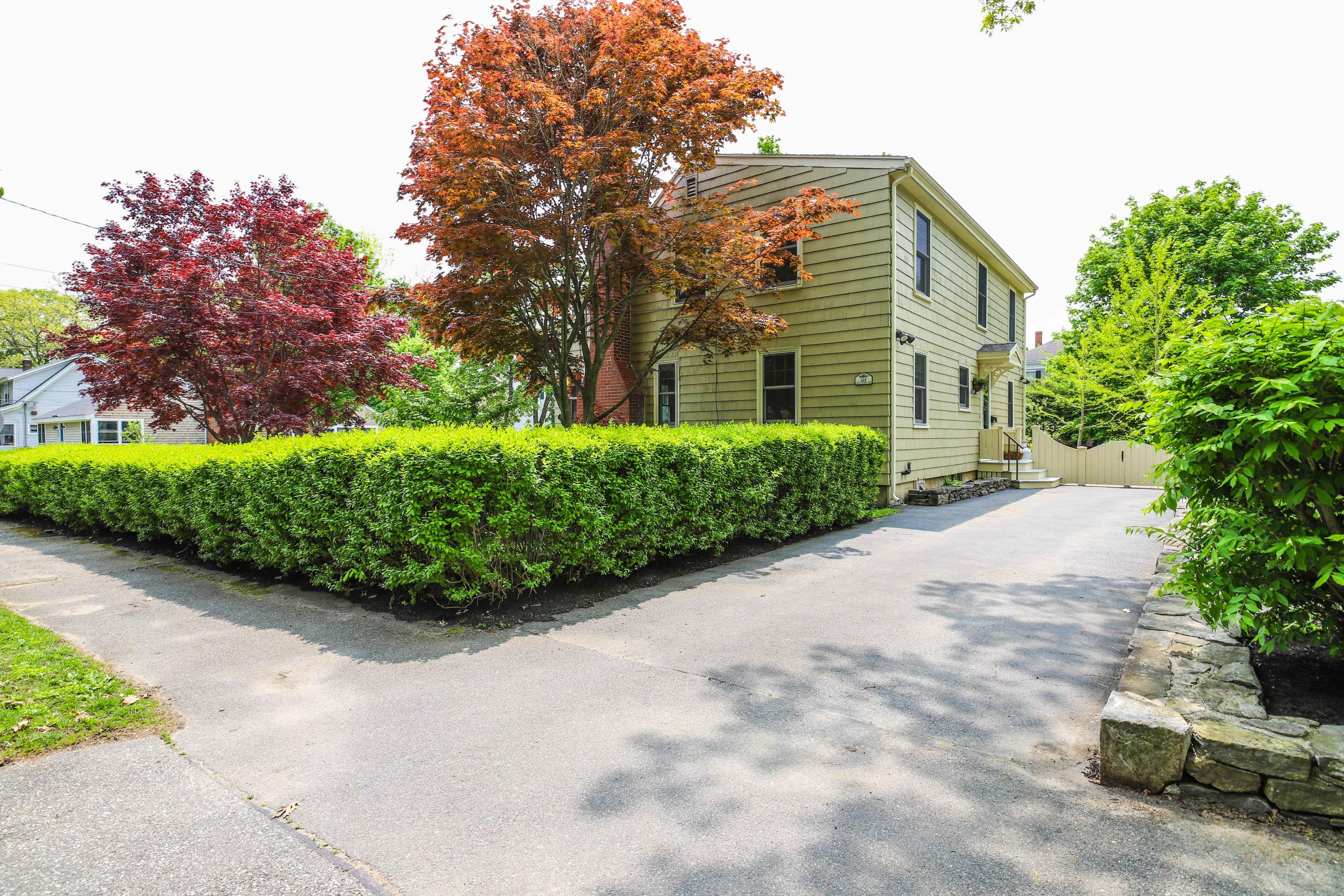 124 Clinton Street Portland, ME 04103 - Photo 6 of 57 6