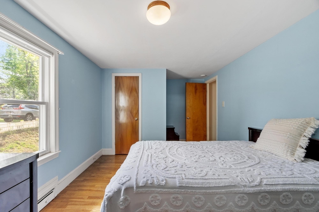 48 Chickering Street Lawrence, MA 01843 - Photo 18 of 38