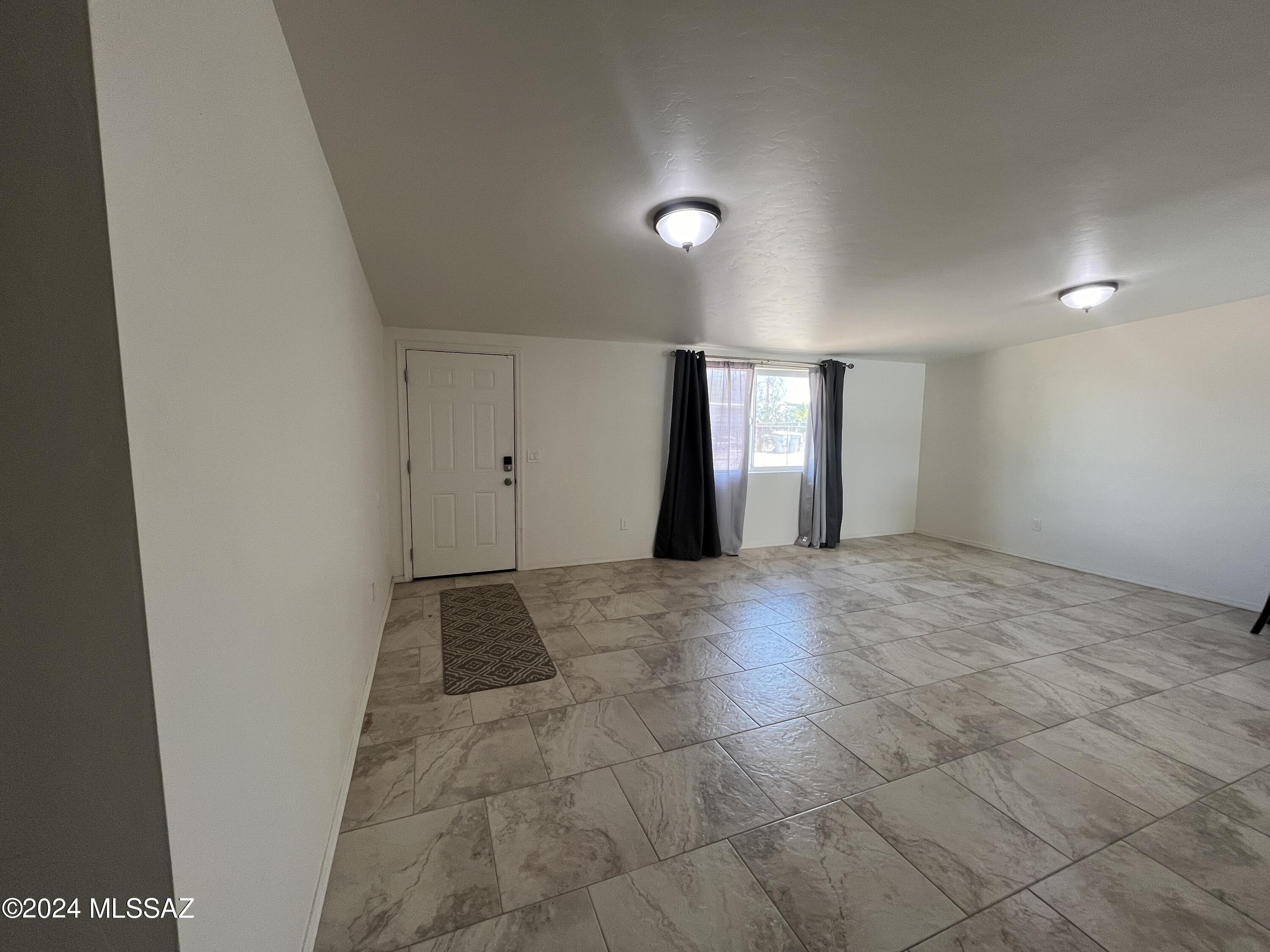 215 West Navajo Road, Unit A Tucson, AZ 85705 - Photo 25 of 34