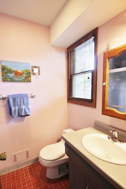9335 Nesbitt Road Bloomington, MN 55437 - Photo 14 of 18