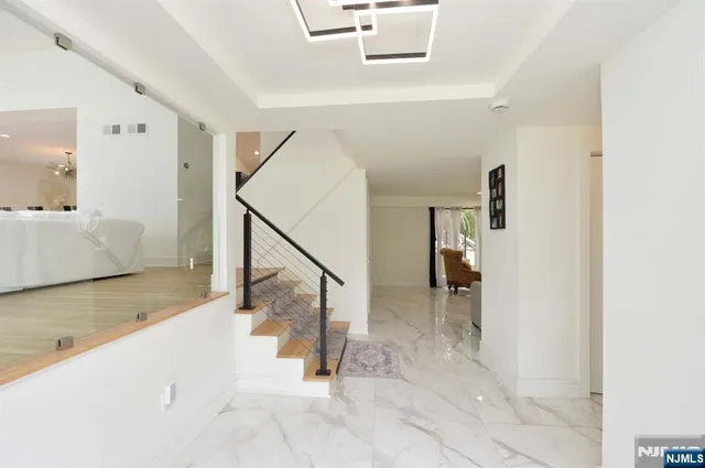 a view of entryway and hall