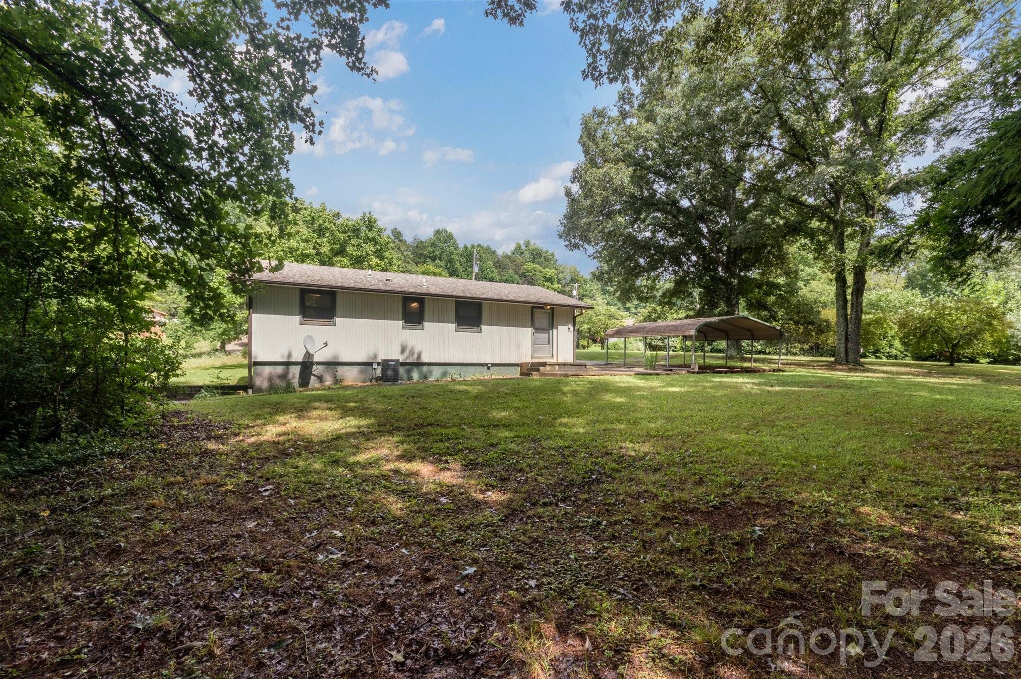 43 Open Valley Road Marion, NC 28752 - Photo 8 of 37