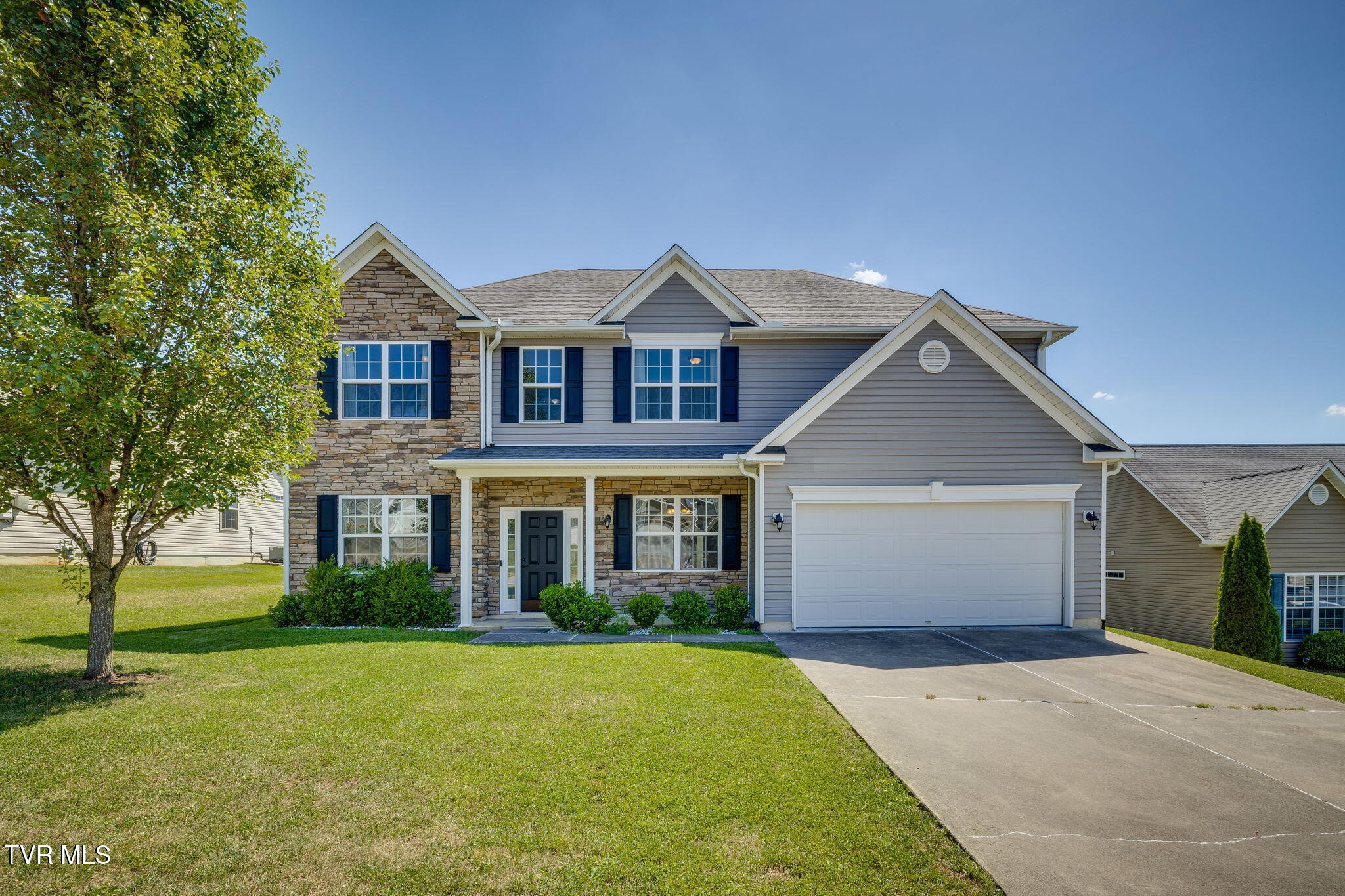 587 Suffolk Road Johnson City, TN 37615 - Photo 1 of 56 001