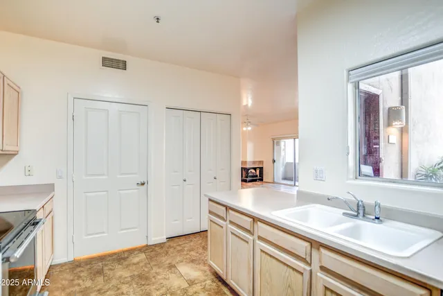 $1,695 | 11260 North 92nd Street, Unit 1134, Scottsdale, AZ 85260