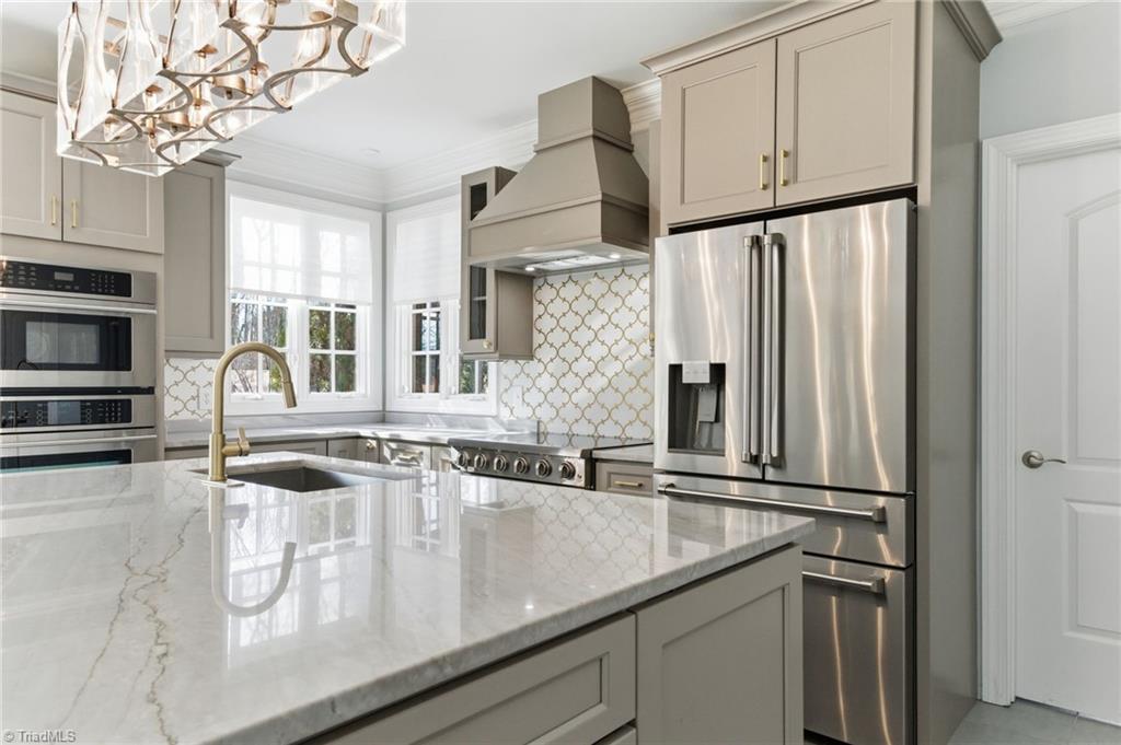 450 Beaver Creek Road Lexington, NC 27295 - Photo 7 of 50