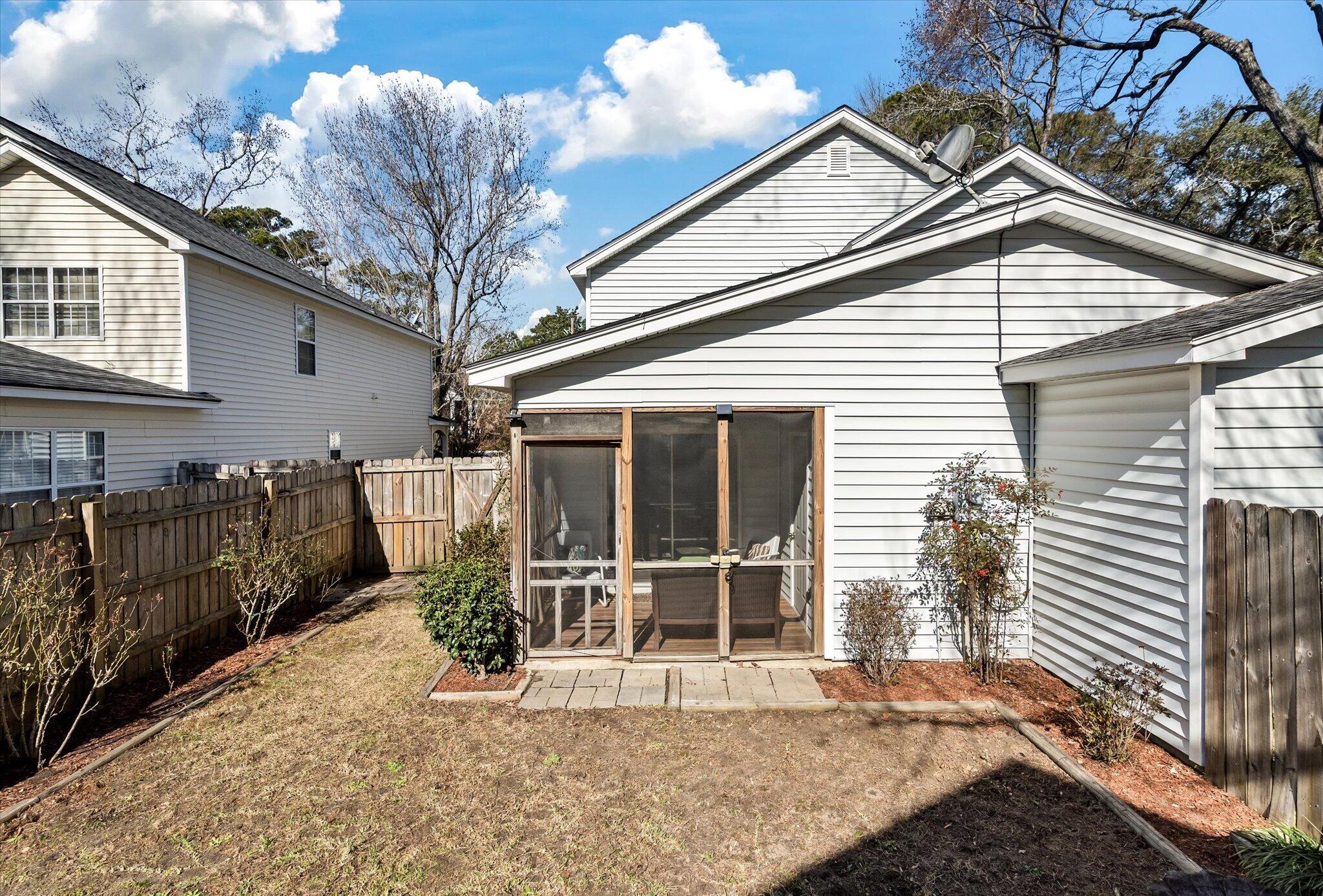 1849 Beechwood Road Charleston, SC 29414 - Photo 29 of 29 29-1849 Beechwood_e_Lowcountry_Exposure-