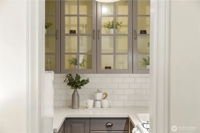 $279,950 | 1726 15th Avenue, Unit 14, Seattle, WA 98122