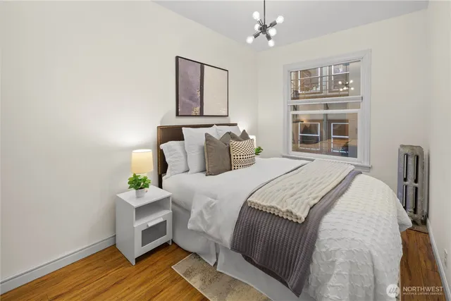 $279,950 | 1726 15th Avenue, Unit 14, Seattle, WA 98122