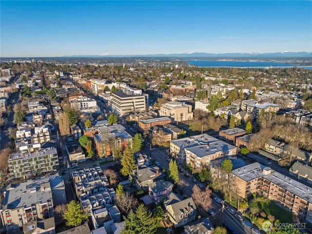 $279,950 | 1726 15th Avenue, Unit 14, Seattle, WA 98122