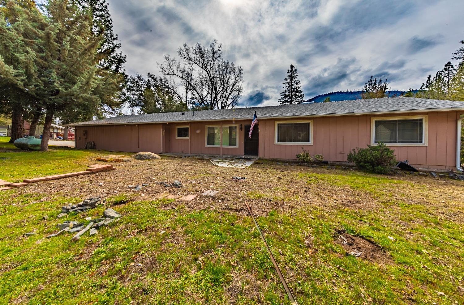 40276 Redbud Drive Oakhurst, CA 93644 - Photo 9 of 45