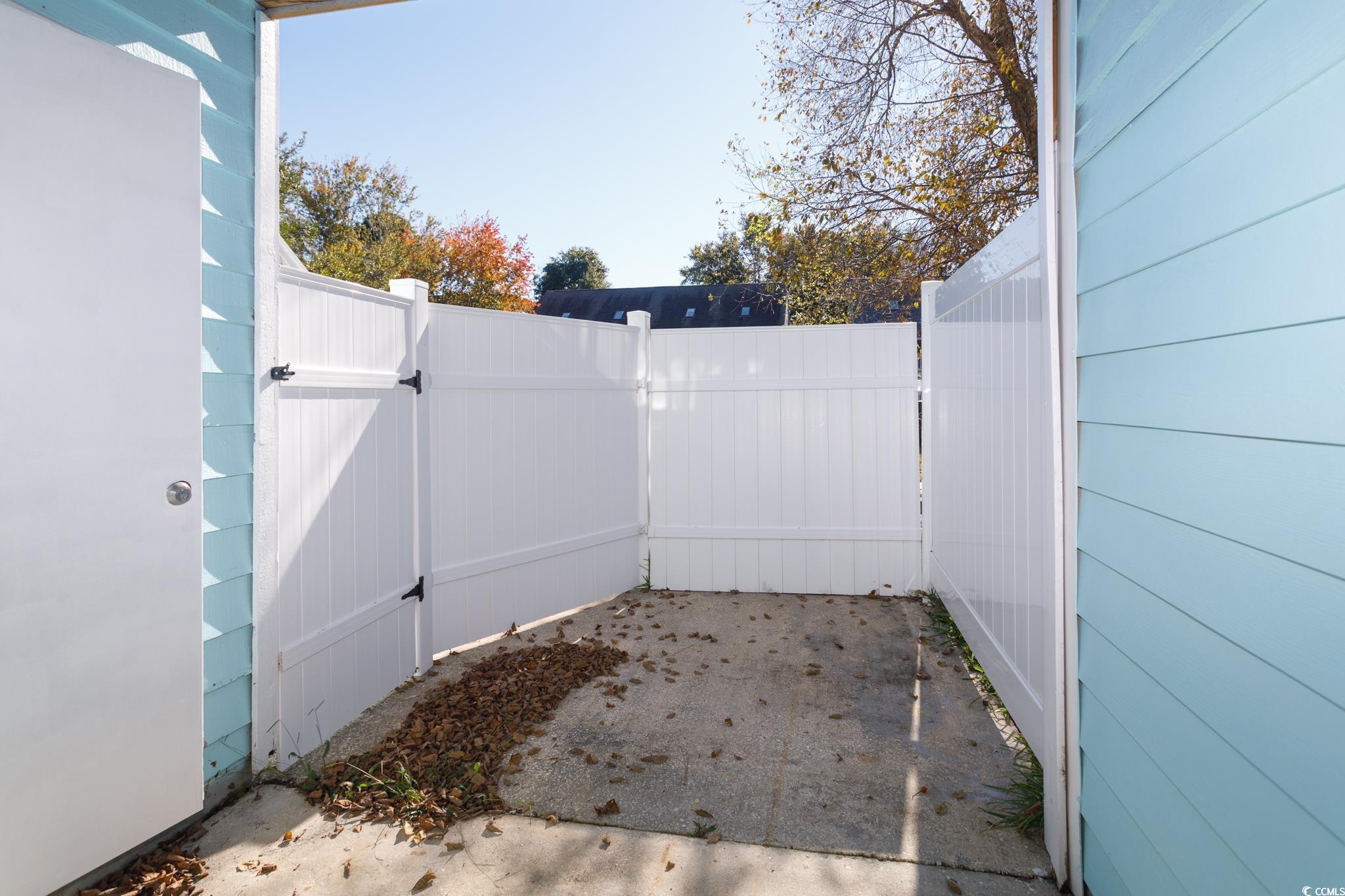 405 Cambridge Circle, Unit B4 Murrells Inlet, SC 29576 - Photo 3 of 24