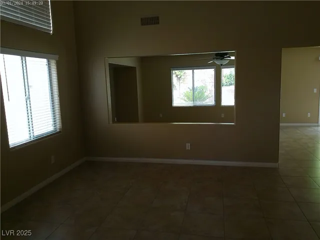 $2,100 | 7051 Oakwood Pines Court, Las Vegas, NV 89166