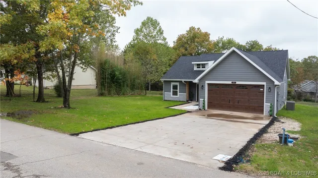 $380,000 | 39 Buckingham Drive, Camdenton, MO 65020