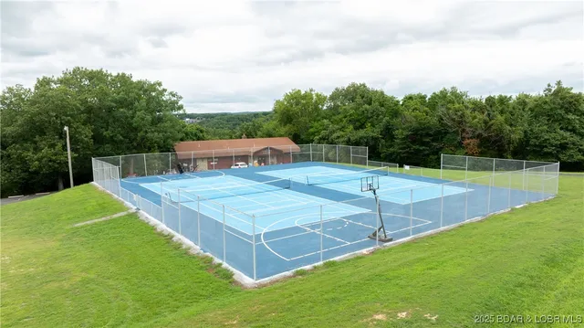 $380,000 | 39 Buckingham Drive, Camdenton, MO 65020