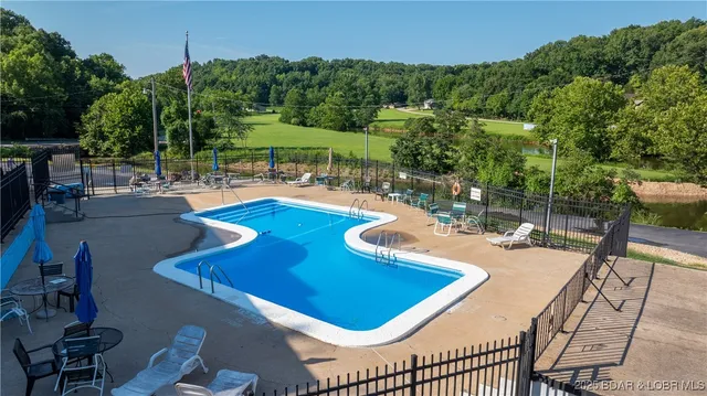 $380,000 | 39 Buckingham Drive, Camdenton, MO 65020